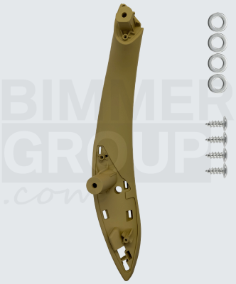 aizmugurē kreisajā